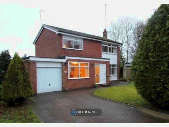 3 Bedroom Detached House To Rent In Somerset Grove, Rochdale, OL11