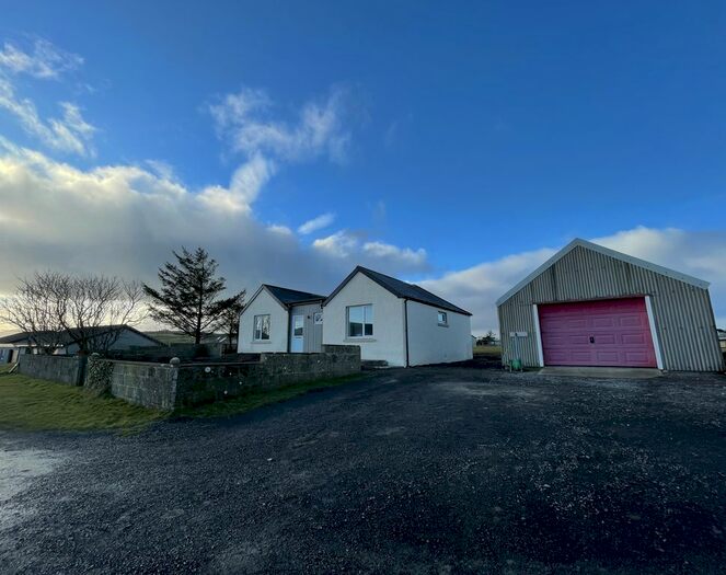 3 Bedroom Bungalow For Sale In Burnbank, Hillside Road, Stromness, KW16
