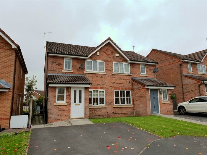 2 Bedroom Semi-Detached House To Rent In Willow Close, Unsworth, Bury, BL9
