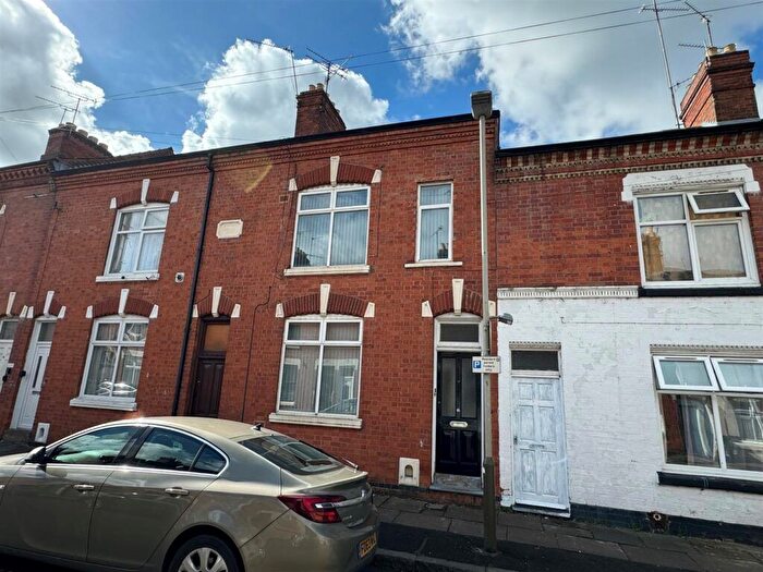 2 Bedroom Flat To Rent In Hazel Street, Leicester, LE2