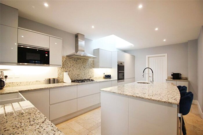 4 Bedroom House For Sale In James Farm, James Lane, Grazeley Green, RG7