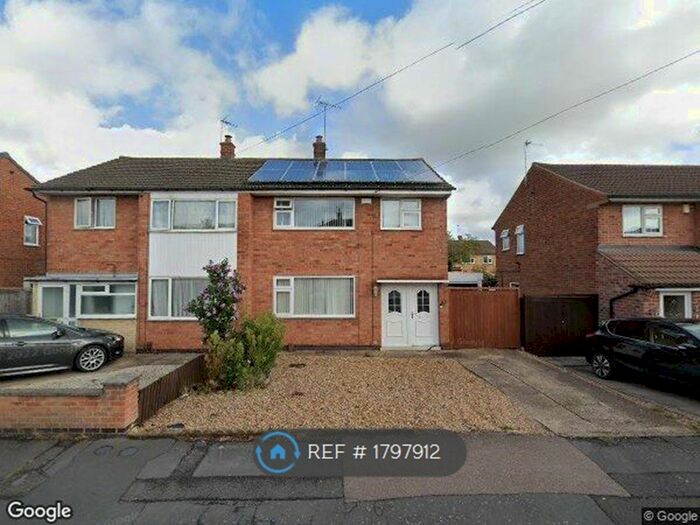 3 Bedroom Semi-Detached House To Rent In Dalby Avenue, Birstall, Leicester, LE4