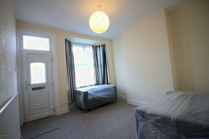 3 Bedroom Terraced House To Rent In Westwood Road, Earsldon, Coventry, CV5