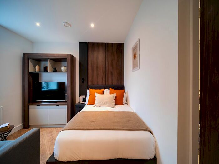 Studio To Rent In Westgate, Leeds, #, LS1