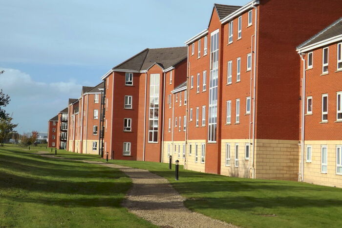 2 Bedroom Apartment To Rent In City Quay, Liverpool, L3