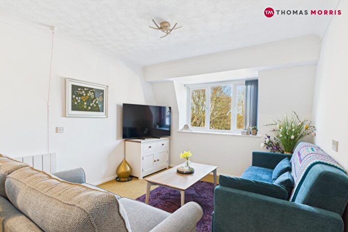 1 Bedroom Apartment For Sale In West Street, Godmanchester, Huntingdon, Cambridgeshire, PE29