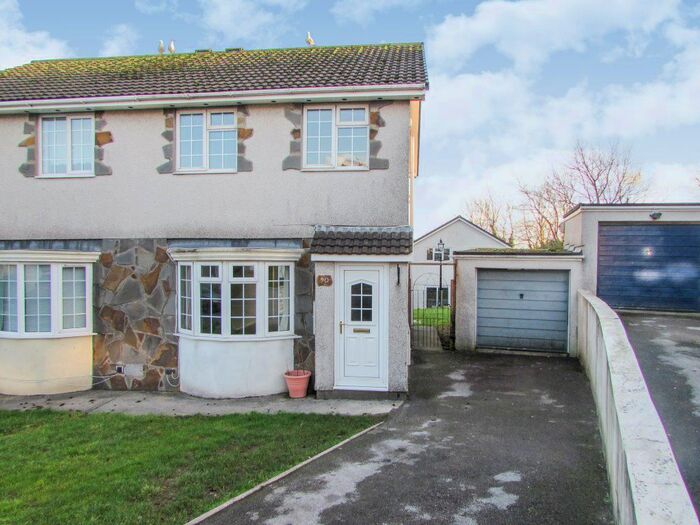 3 Bedroom Property To Rent In Ty Gwyn Drive, Brackla, Bridgend, CF31