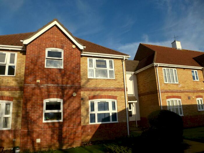 1 Bedroom Flat To Rent In Hussars Court, March, PE15