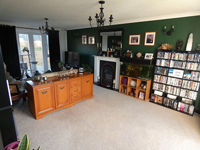 4 Bedroom Detached House For Sale In Greenwood Drive, Cimla, Neath., SA11