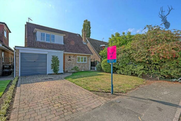 3 Bedroom Detached House For Sale In Church Road, Moreton, Ongar, CM5