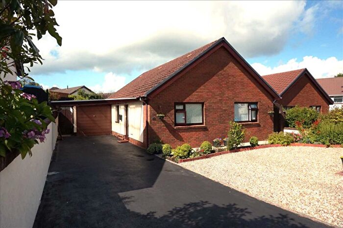 3 Bedroom Detached Bungalow For Sale In Parc Newydd, Foelgastell, Llanelli, SA14