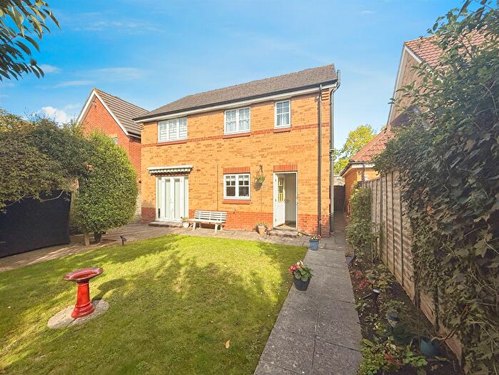 4 Bedroom Detached House For Sale In Guest Avenue, Emersons Green, Bristol, BS16