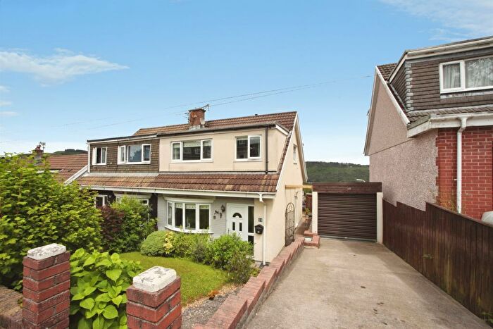 3 Bedroom Semi-Detached House For Sale In Conway Close, Pontypridd, CF37