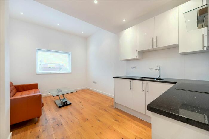 2 Bedroom Flat To Rent In Riffel Road, Willesden Green, London, NW2