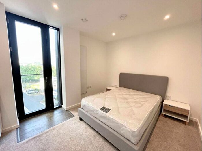 2 Bedroom Apartment To Rent In Element, Uptown Riverside, Manchester, M3
