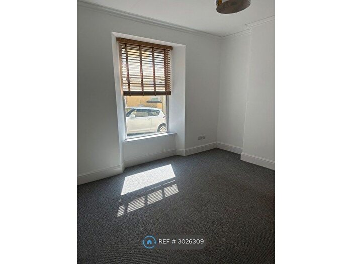 1 Bedroom Flat To Rent In Waterloo Street, Plymouth, PL4