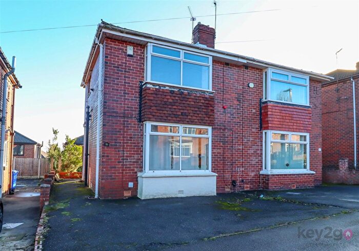 2 Bedroom Semi-Detached House To Rent In Newlands Road, Sheffield, S12