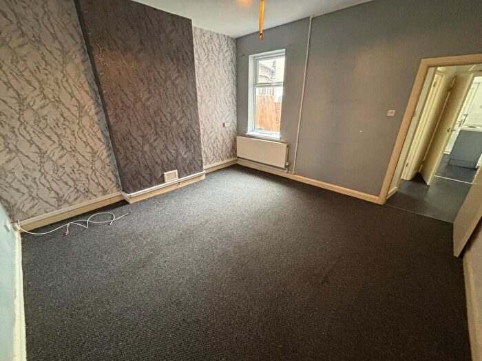 1 Bedroom House To Rent In Oxford Street, Grimsby, Lincolnshire, DN32