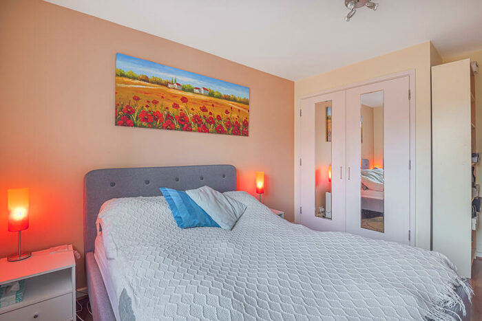 1 Bedroom Flat To Rent In Nile Street, London, N1