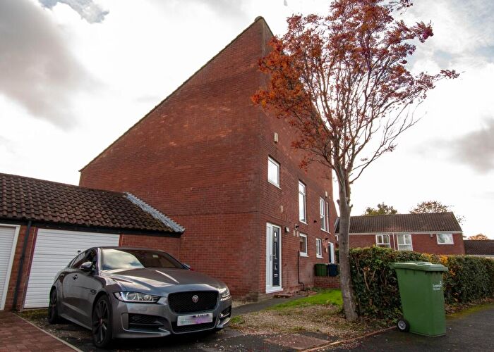 3 Bedroom Semi Detached House For Sale In Stanhope, Washington, Tyne And Wear, NE38