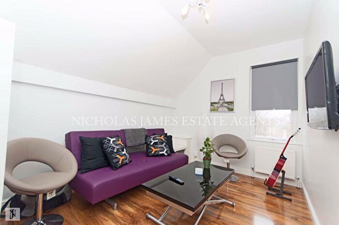 1 Bedroom Flat To Rent In West Green Road, London, N15