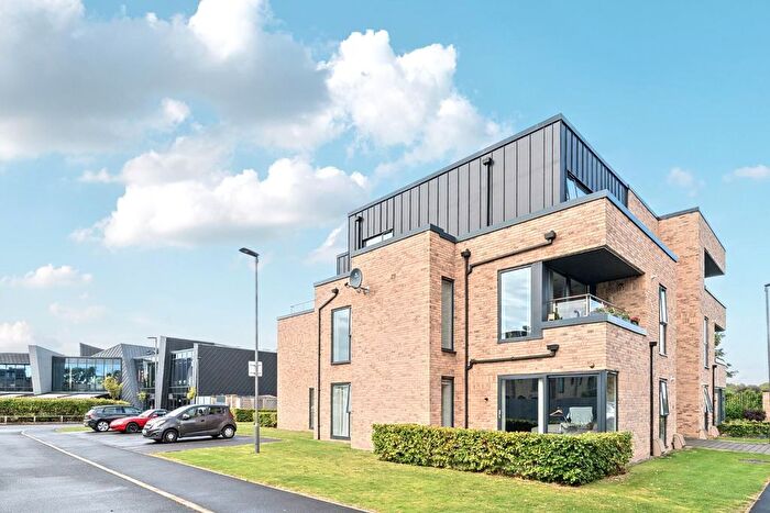 1 Bedroom Flat For Sale In Astley Point, Tyldesley, Manchester, M29