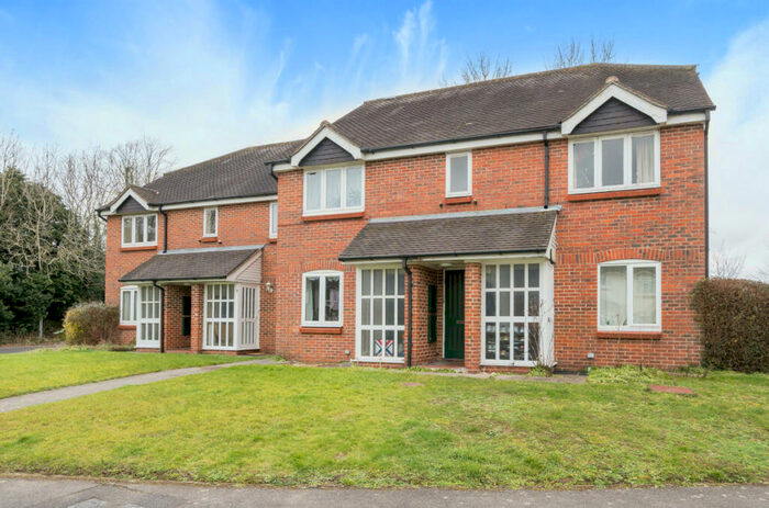 1 Bedroom Apartment To Rent In Oakwood Close, Midhurst, GU29