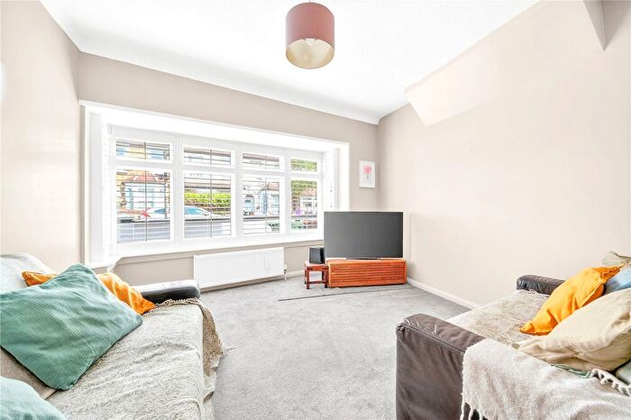 4 Bedroom End Of Terrace House For Sale In Cazenove Road, Walthamstow, London, E17