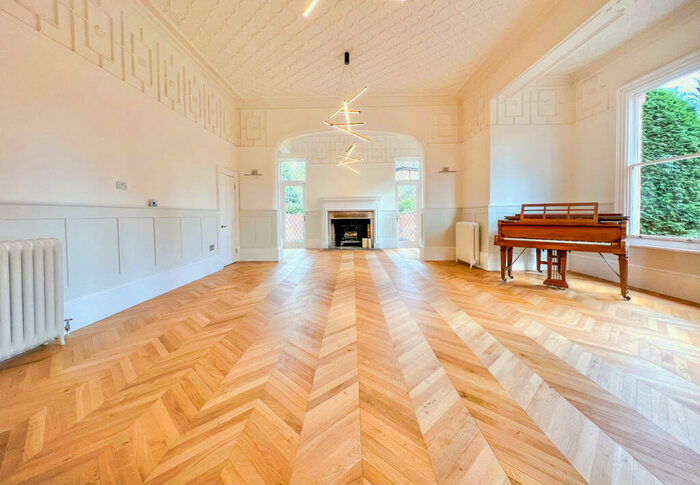 2 Bedroom Apartment For Sale In Leamington Spa, Private Garden, Gigantic Living Space At Sq Ft, CV32