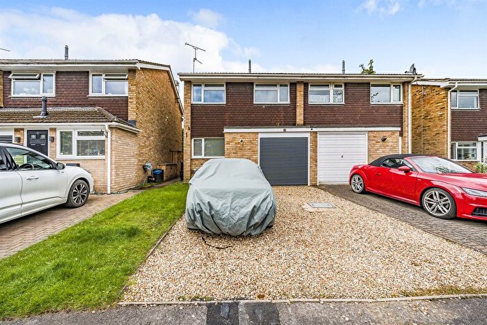 3 Bedroom Semi-Detached House To Rent In Wild Briar, Finchampstead, Wokingham, RG40