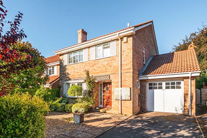 3 Bedroom Detached House For Sale In Worcester Place, Lymington, SO41