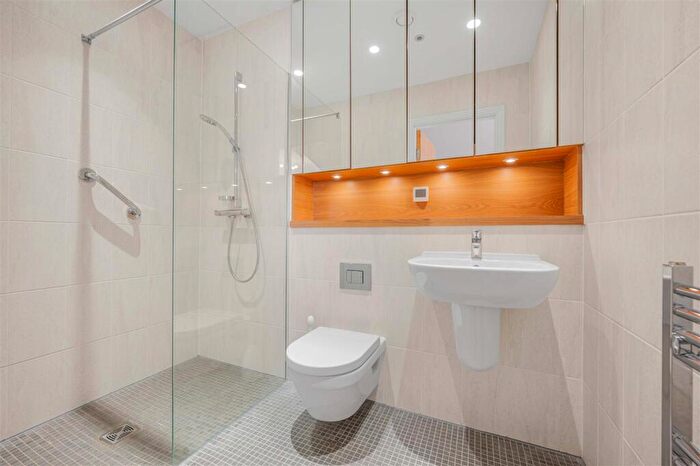 2 Bedroom Apartment For Sale In Woodland Drive, Great Alne, Alcester, B49