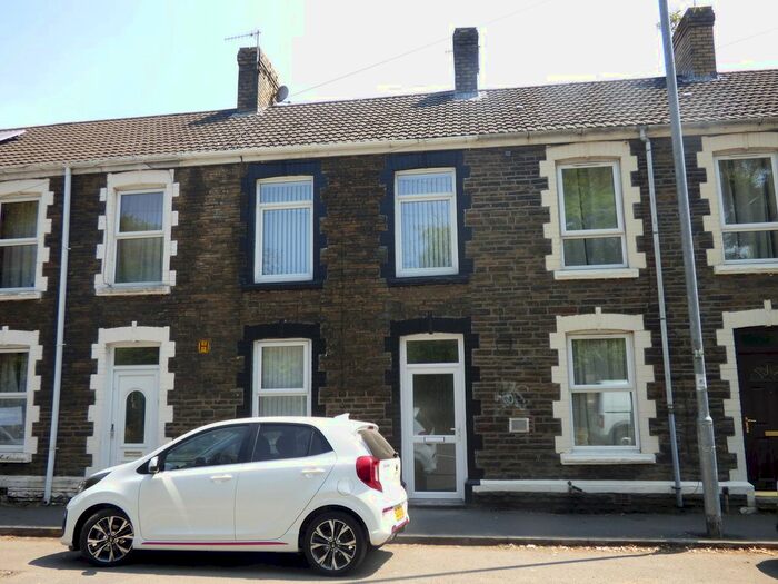 2 Bedroom Property To Rent In Rockingham Terrace, Briton Ferry, Neath ., SA11