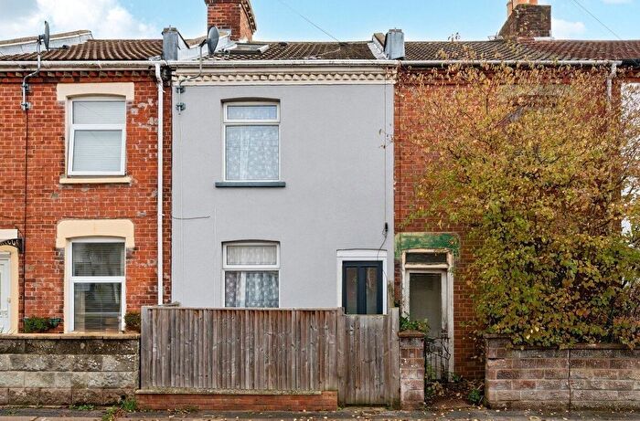 2 Bedroom Terraced House For Sale In Queens Road, Gosport, Hampshire, PO12
