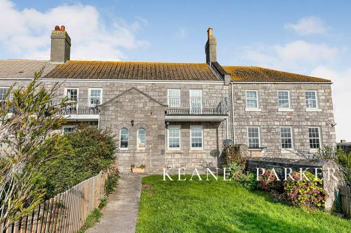 3 Bedroom Terraced House To Rent In Admiralty Cottages, Stonehouse, Plymouth, PL1