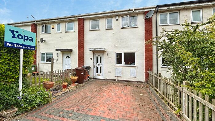3 Bedroom Terraced House For Sale In Little Bargate Street, Lincoln, LN5
