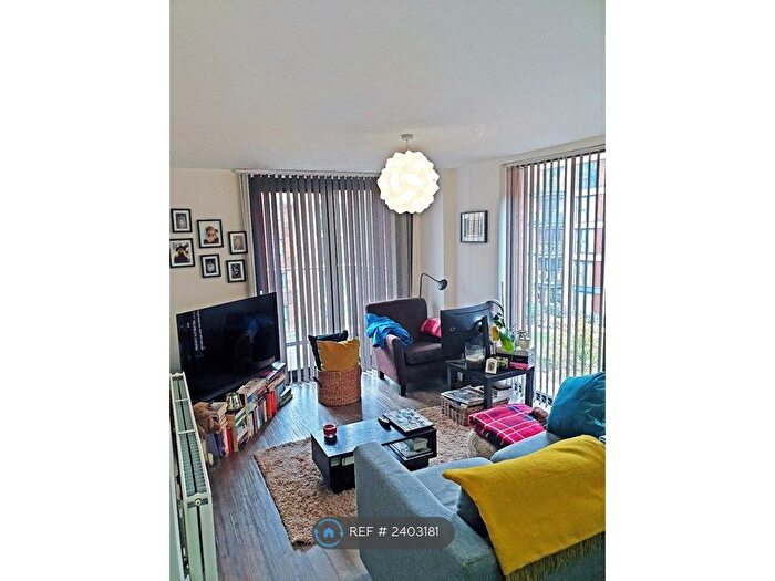 2 Bedroom Flat To Rent In Vancouver House, London, SE16