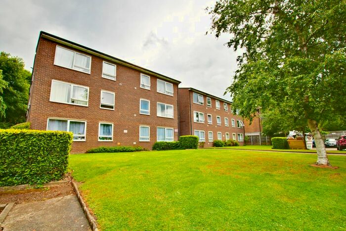 1 Bedroom Flat To Rent In Canning Road, Addiscombe, Croydon, CR0