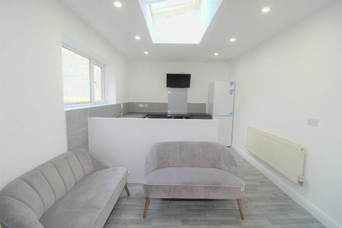 3 Bedroom Terraced House To Rent In Trafford Street, Preston, Lancashire, PR1