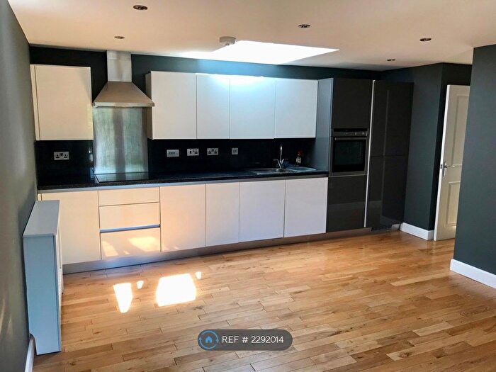 2 Bedroom Detached House To Rent In Hazen Road, West Malling, ME19