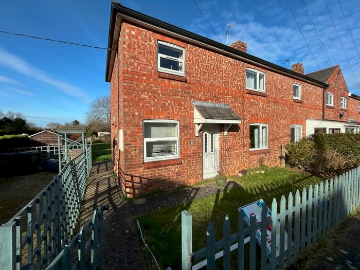 3 Bedroom Semi-Detached House For Sale In Foster Street, Heckington, NG34