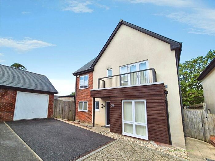 4 Bedroom Detached House For Sale In Buttercup Drive, Polegate, BN26