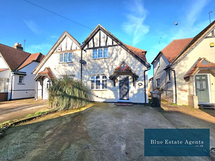 2 Bedroom Semi-detached House For Sale In The Crossways, Hounslow, TW5