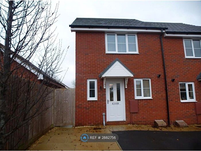2 Bedroom End Of Terrace House To Rent In Charlesby Drive, Nr Swindon, Oxfordshire, SN6