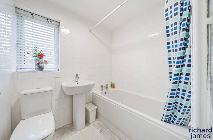 4 Bedroom Detached House For Sale In The Rectangle, Tadpole, Swindon, SN25