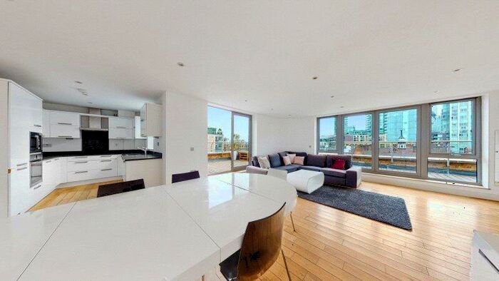 2 Bedroom Penthouse To Rent In Henriques Street, E1