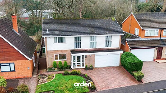 4 Bedroom Detached House For Sale In Wolverton Close, Redditch, B98