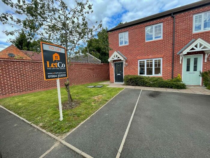 2 Bedroom Semi-Detached House To Rent In New Meadow Close, B90