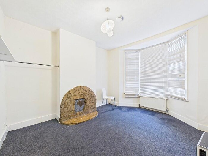 Studio To Rent In Argyle Road, Brighton, BN1