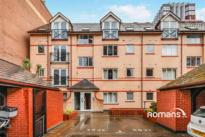 1 Bedroom Flat To Rent In Ferry Street, Bristol, Somerset, BS1